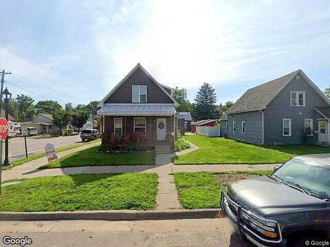 Loomis St, La Crosse, WI 54603