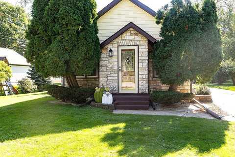 Elm, OKAUCHEE, WI 53069
