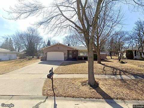 Wake Forest, OAK CREEK, WI 53154