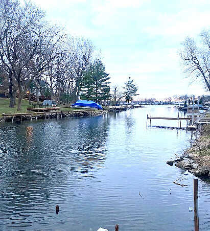 Lanman, WATERFORD, MI 48329