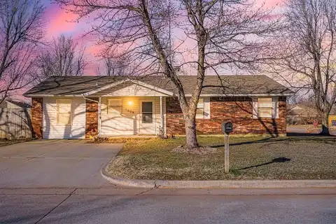 Kyle, MUSTANG, OK 73064