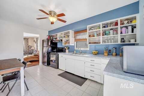 Monroe, TWIN FALLS, ID 83301