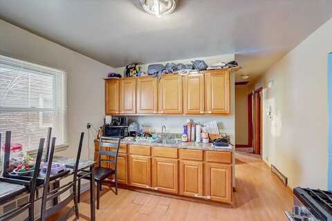 84Th, MILWAUKEE, WI 53225