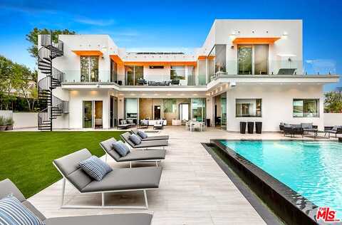 Estrondo, ENCINO, CA 91436