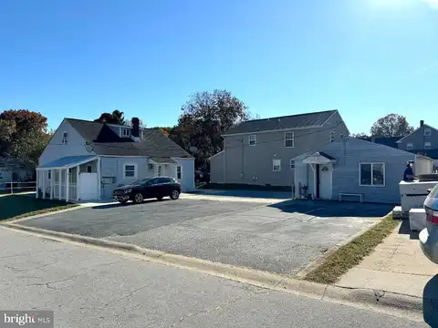 East, NEW CASTLE, DE 19720