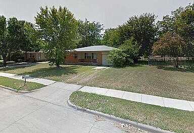 Warden, BENBROOK, TX 76126