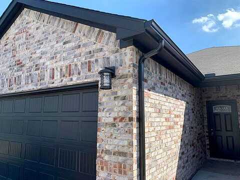Arlington, FORT WORTH, TX 76104