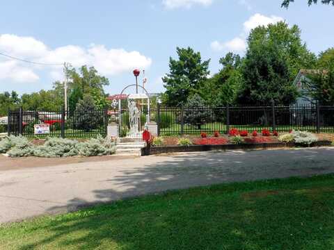 Alex, SPRING HILL, TN 37174