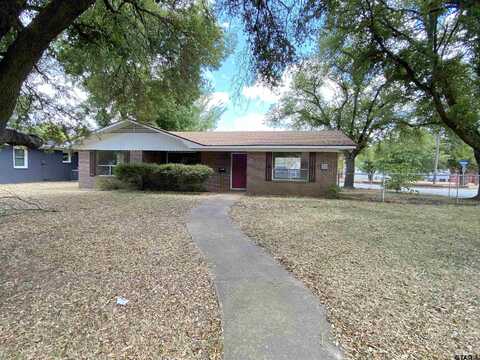 Circle, JACKSONVILLE, TX 75766