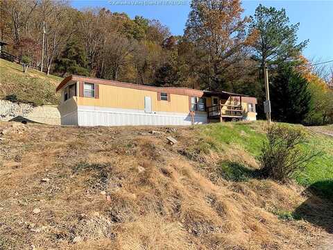 Georges Creek, CHARLESTON, WV 25306