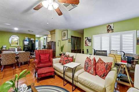 60Th, SAINT PETERSBURG, FL 33709