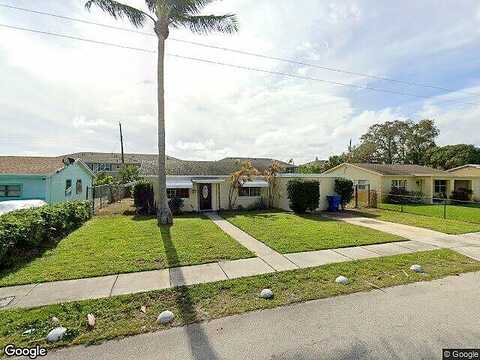 34Th, RIVIERA BEACH, FL 33404