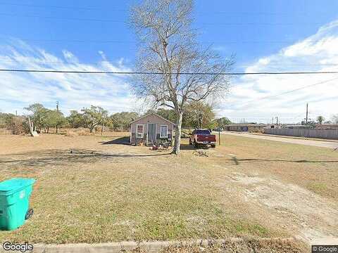 13Th, ARANSAS PASS, TX 78336