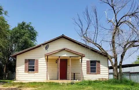 Avenue, LEVELLAND, TX 79336