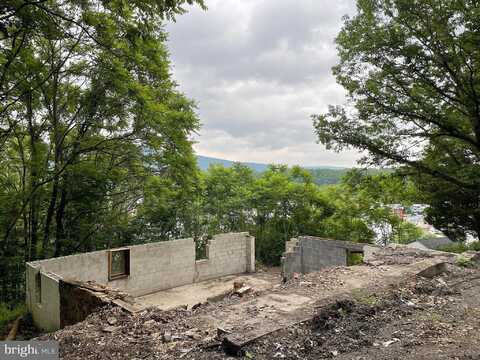 Oliver, NEWPORT, PA 17074