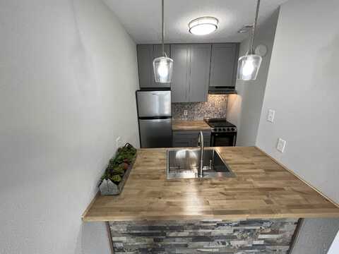 Valley Rd, Angel Fire, NM 87710