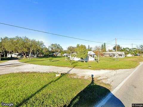 W Derby Avenue, Auburndale, FL 33823