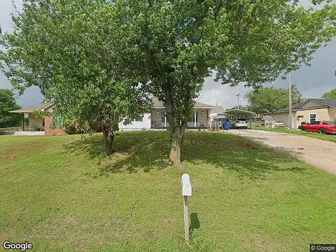 S Main, Blanchard, OK 73010