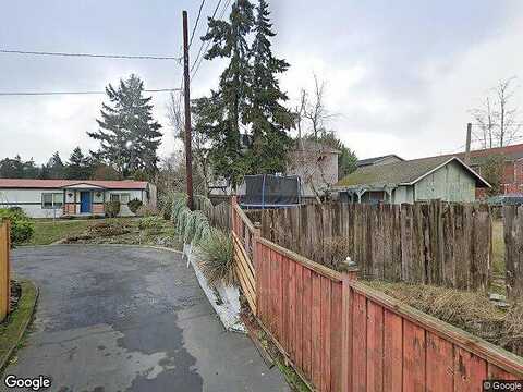 28Th Avenue Sw, Seattle, WA 98126