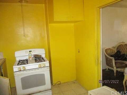 136Th, COMPTON, CA 90222