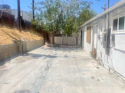 Nearbrook, CANYON COUNTRY, CA 91351