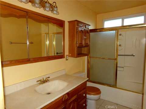 Manzanita, HESPERIA, CA 92345