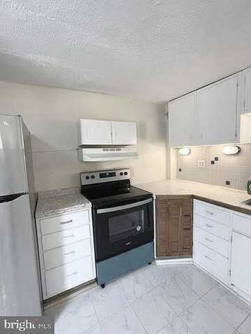6Th, LANSDALE, PA 19446