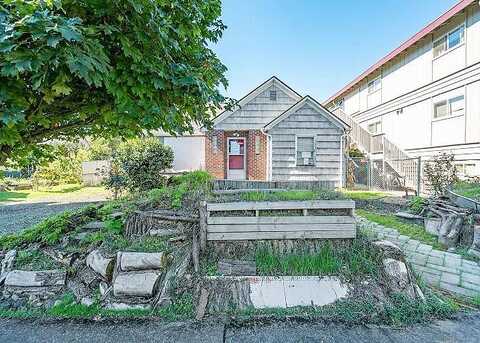 Edwards, NEWBERG, OR 97132