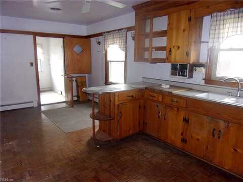 Wilkins, SUFFOLK, VA 23434