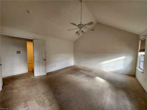 Dutchess, SUFFOLK, VA 23435