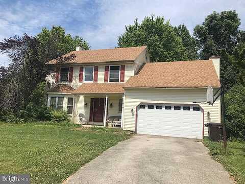 Kelly, BIRDSBORO, PA 19508