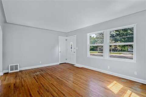 Bryant, MINNEAPOLIS, MN 55430