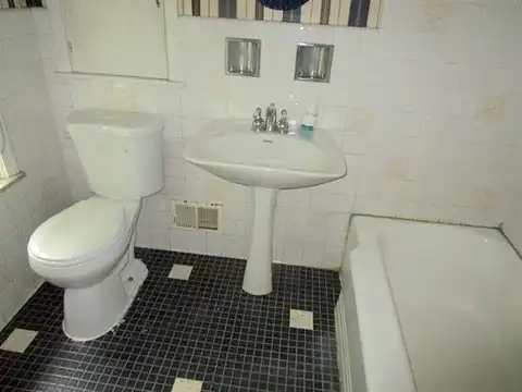 Sylvania, PITTSBURGH, PA 15229