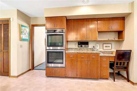 Lucille, SAINT CLOUD, MN 56303