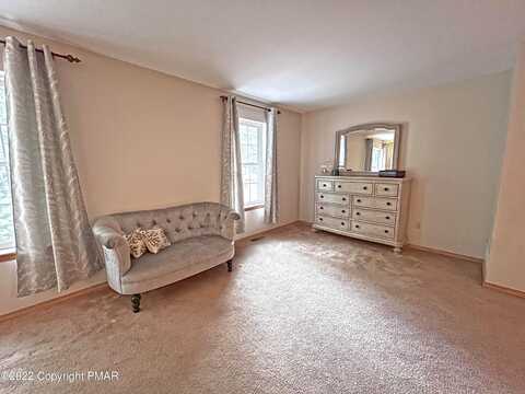 Fairfax, EAST STROUDSBURG, PA 18301