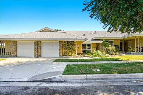 Avenue Of The Oaks, NEWHALL, CA 91321