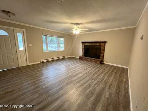 Lloyds, STROUDSBURG, PA 18360