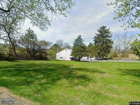 Stump, BERNVILLE, PA 19506