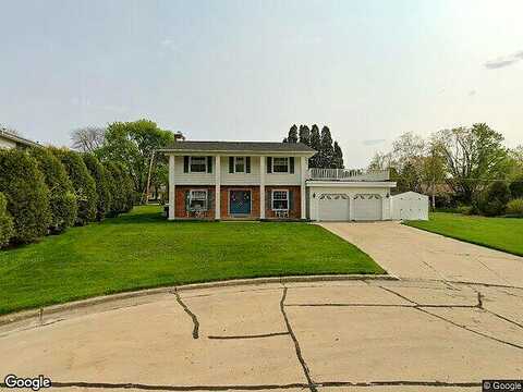 Queens, RACINE, WI 53402
