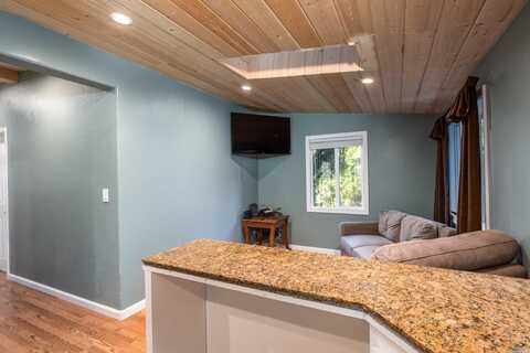 Buena Vista, FORESTVILLE, CA 95436