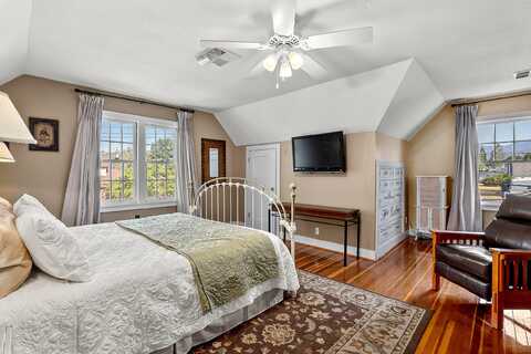 Lawnridge, GRANTS PASS, OR 97526