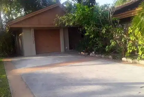 10Th Place, MIAMI, FL 33179