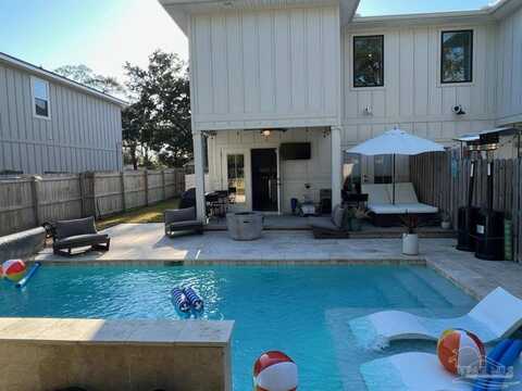 11Th, PENSACOLA, FL 32503