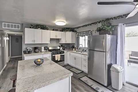 Lee, BULLHEAD CITY, AZ 86429