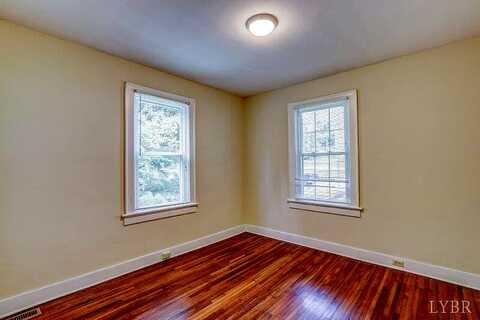 Warren, LYNCHBURG, VA 24501