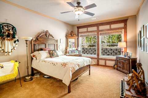 Sunview, GRANTS PASS, OR 97526