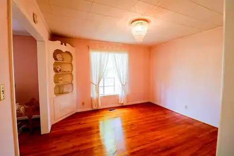 Pine, BAINBRIDGE, GA 39819