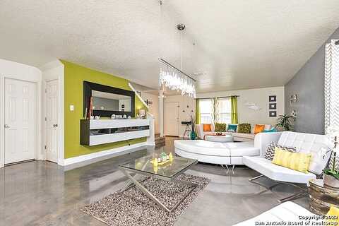 Hinge, CIBOLO, TX 78108