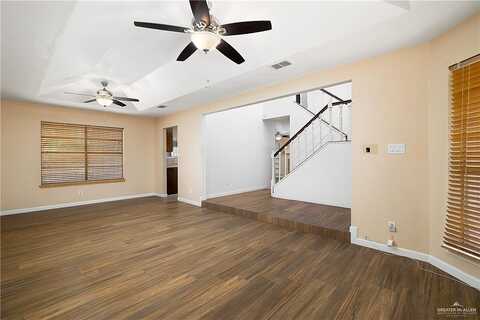 Oaks, EDINBURG, TX 78539