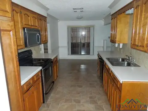 University, CARTHAGE, TX 75633